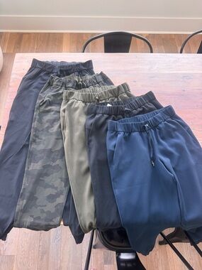 Lululemon On the Fly joggers lot of 5. Size 6
